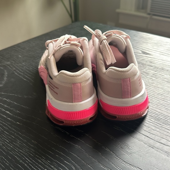NWT Nike Metcon pink color way size 8 - Picture 4 of 5